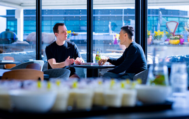 Twee mannen in ons restaurant
